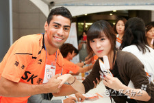 자일 미녀는 축구를 좋아해~[포토]