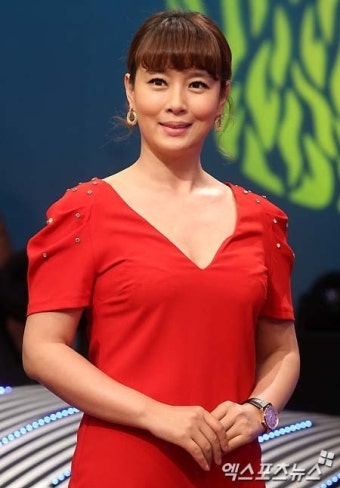 김원희 '과감하게 파인 의상도 무난히 소화'[포토]