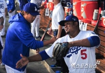 후안 유리베 우리 현진이 CS 선발을 위해~[포토]