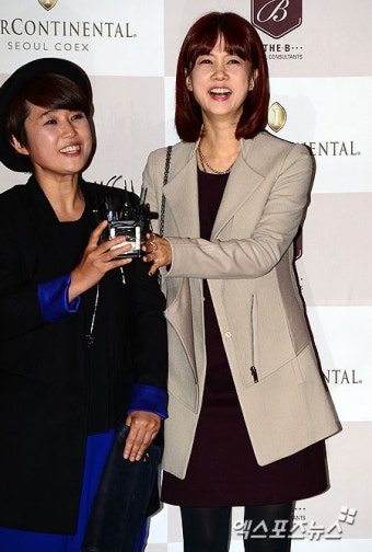 박소현-송은이 '우리도 시집가야 하는데~'[포토]