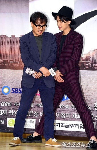 정경호 '키 작은 감독님을 위해 배려(?)'[포토]