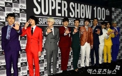 슈퍼주니어 '언제나 악동의 느낌으로 인사'[포토]
