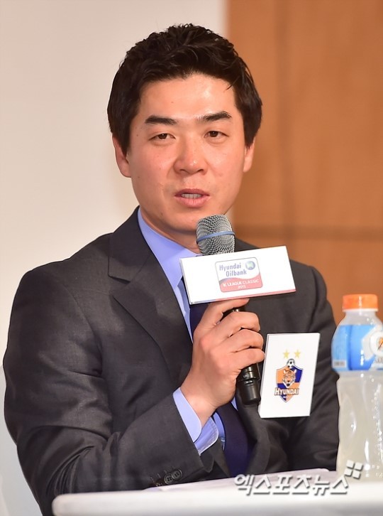 하나은행 K리그1 2024: FC서울, 강원FC에 2-0 승리로 5연승 달성, 윤정환 감독 서울 그라운드 압박에 부족했다