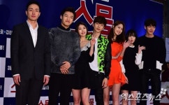 영화 스물 주역들 엄청난 인기에 깜짝[포토]