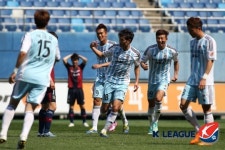 반드시 거울을 깨야 하는 울산