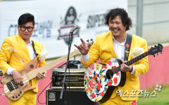 (2015CJ슈퍼레이스) 장미여관 슈퍼레이스 개막 축하합니다[포토]