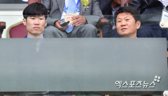 '나란히 앉은 박지성과 대한축구협회 정몽규 회장'[포토]