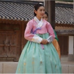 오마말 길은혜, 단아한 한복 자태 공개 싱그러운 미소