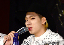 지코, 사생팬 향한 일침 개인적인 공간 침해는 학대