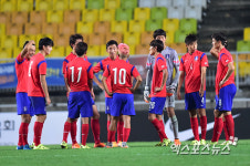 U-17 대한민국 '기필코 승리하자'[포토]