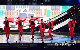 빅스 '가을밤의 붉은 전사들'[포토]