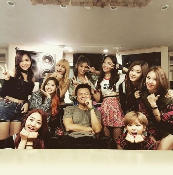 박진영, 데뷔 앞둔 트와이스 향한 응원 