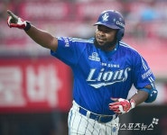 '외인 투수 영입 완료' 삼성, 남은 숙제는 나바로