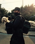 개아빠의 현실…윤계상, 반려견과 행복한 일상 포착