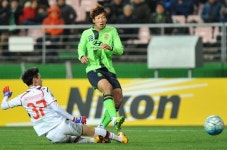 [ACL] 고무열-이동국 골 전북, 도쿄 2-1 제압…시즌 첫 승