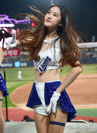 삼성 치어리더 '섹시 의상에 깜찍하게'[포토]