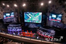 롤챔스 관객 맞이 준비된 서울 OGN e스타디움[포토]