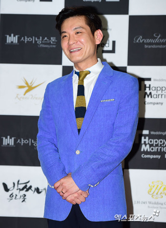 정성호 '오늘 사회를 맡았어요'[포토]
