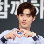 엑소 수호 하트는 이렇게[포토]