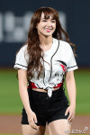 우주소녀 성소 살아있는 인형[포토]