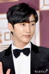 B1A4 진영 오늘은 배우로 참석했어요[포토]