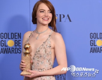 '골든글로브' 엠마스톤, 여우주연상 주인공의 '여신미소' [포토]