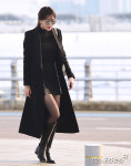 수빈 시크한 올블랙 공항패션[포토]