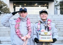 박서준·강하늘 청년경찰, 23일 크랭크업…韓 대표 청춘콤비 완성