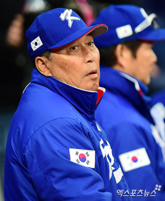 김인식 감독 '타선이 잘 터지네'[포토]