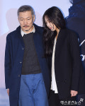 홍상수 감독 '김민희 옆자리 사수'[포토]