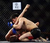 김주환 내려 찍는다[포토]