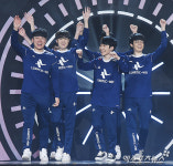 루나틱 하이 우리가 챔피언[포토]