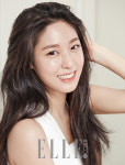 설현, 독보적 건강美...매일 리즈 갱신 중 [화보]