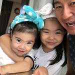 두 인형들 아침 준비…주영훈, 딸부자집의 행복 넘치는 일상