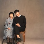훈훈한 母子 지창욱, 엄마 손 꼭 잡고 입대 전 가족사진