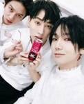 블랙 대신 화이트…슈퍼주니어 희철X예성X은혁, 색다른 조합