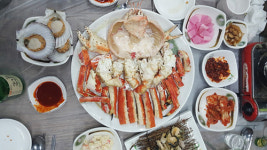 건대맛집 ‘속초붉은대게’ 연말모임 장소로 주목