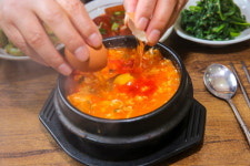 오감만족 여행지 경주, 20년 전통의 경주맛집 전통맷돌순두부 