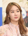 [엑s HD 화보] 소유 날씨는 궂어도 미모는 화사