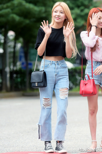[엑's HD화보] '여름엔 드러내요' 주이 나영 모모 '시원한 바캉스 패션'