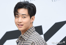 [엑s HD포토] 헨리 돌아보면 심쿵