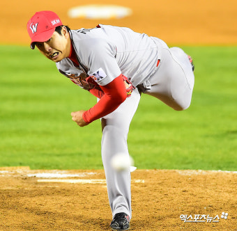 김택형 '필사적으로'[포토]