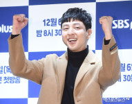 [엑s HD포토] 김기범 밝은 미소로