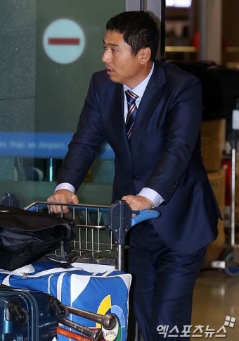음주운전에 버스서 난동, 박정태 전 코치 불구속 입건