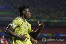 [코파 아메리카] 콜롬비아, '초청국' 카타르에 1-0 신승