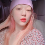 설리, 핑크 비니+핑크 머리 핑크 공주 변신[★해시태그]