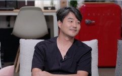 방구석1열 이재규 감독 완벽한 타인은 공포와 호러가 담긴 작품   