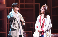 유제윤-이효은 긁적긁적한 썸[엑s HD포토]