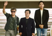 권해효-기주봉-신석호 강변호텔 응원해주세요~[엑s HD포토]