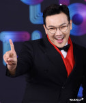MC딩동 개성 만점[엑s HD포토]